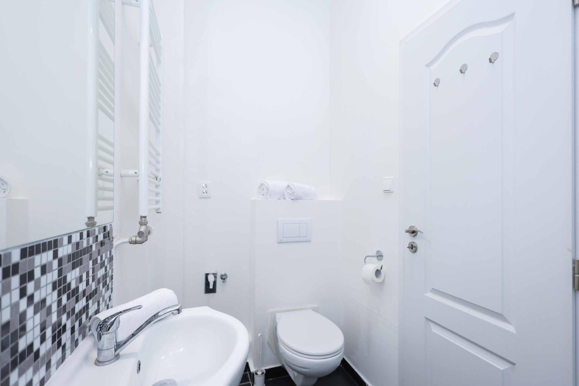 Beethoven Apartments Bratislava Luaran gambar