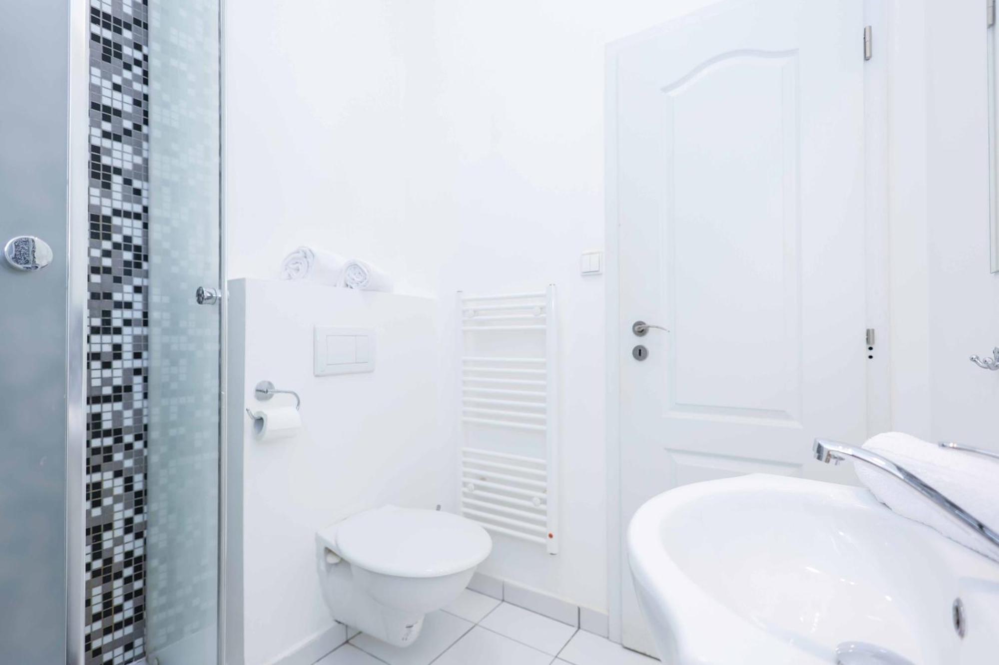 Beethoven Apartments Bratislava Luaran gambar